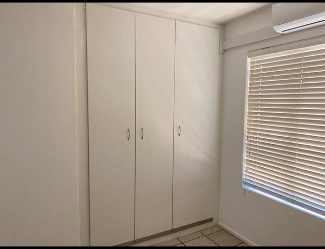 2 BEDROOM APARTMENT FOR SALE IN UMHLANGA CENTRAL